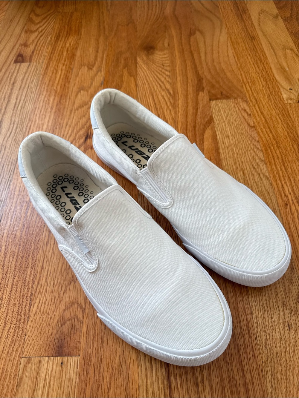 Lugz Men's Classic Slip-On Canvas Sneakers in White Size 10.5
